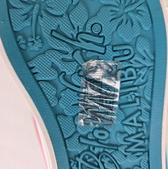 Blowfish Malibu Willa Sneakers Silver Reflect Lace Up Casual Women's Size 6.5 - Picture 12 of 12